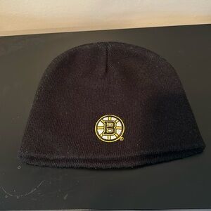 The Black Dog Boston Bruins hat